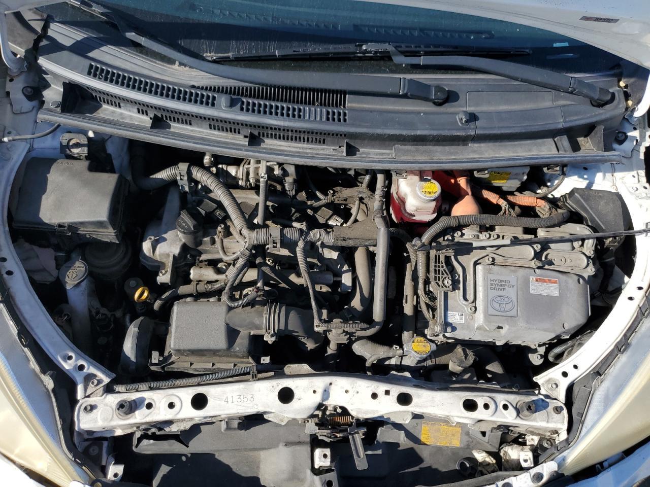 2012 TOYOTA Prius c