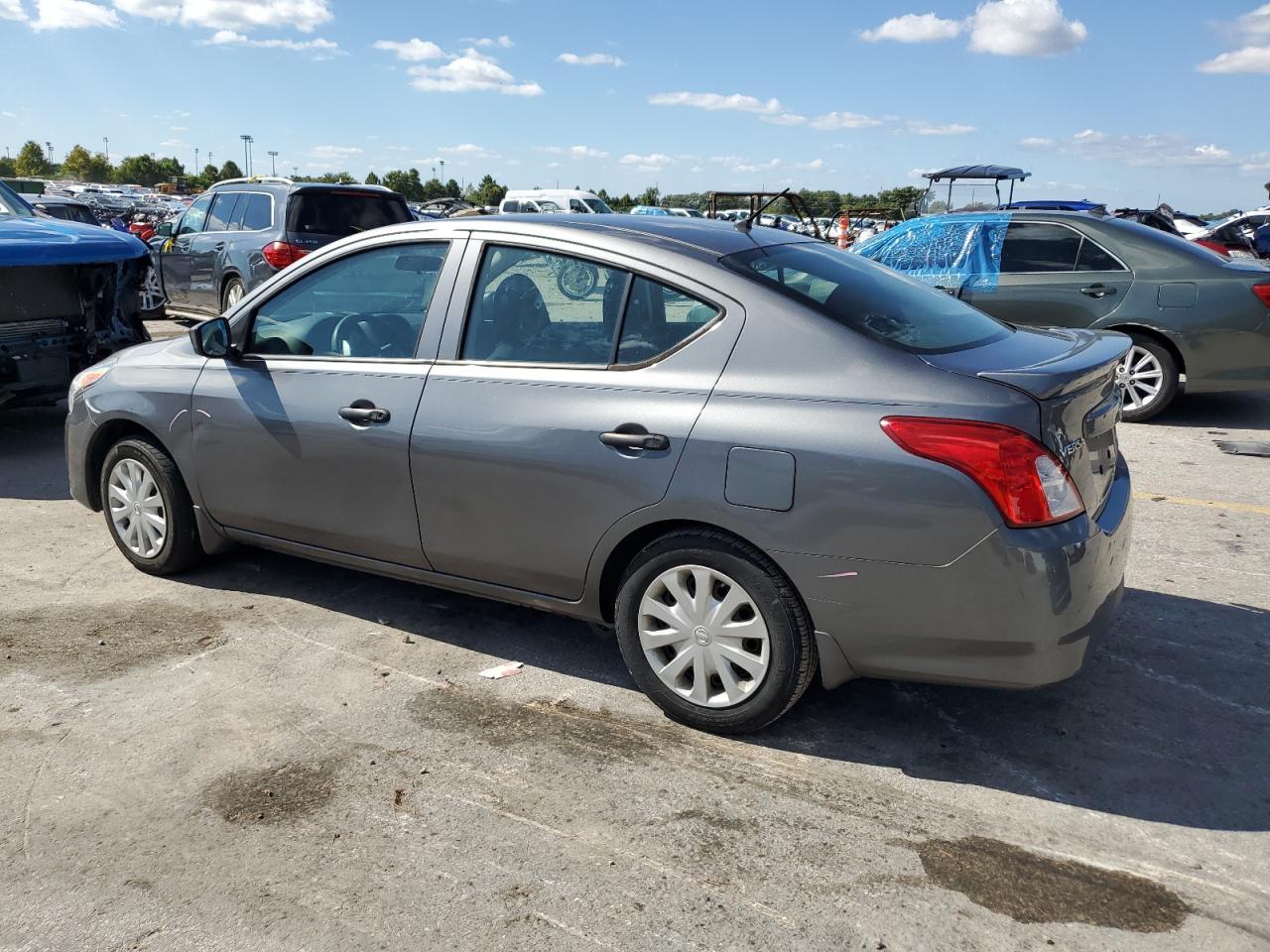 2016 NISSAN VERSA