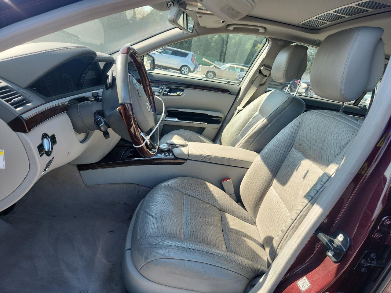 2011 MERCEDES-BENZ S-Class