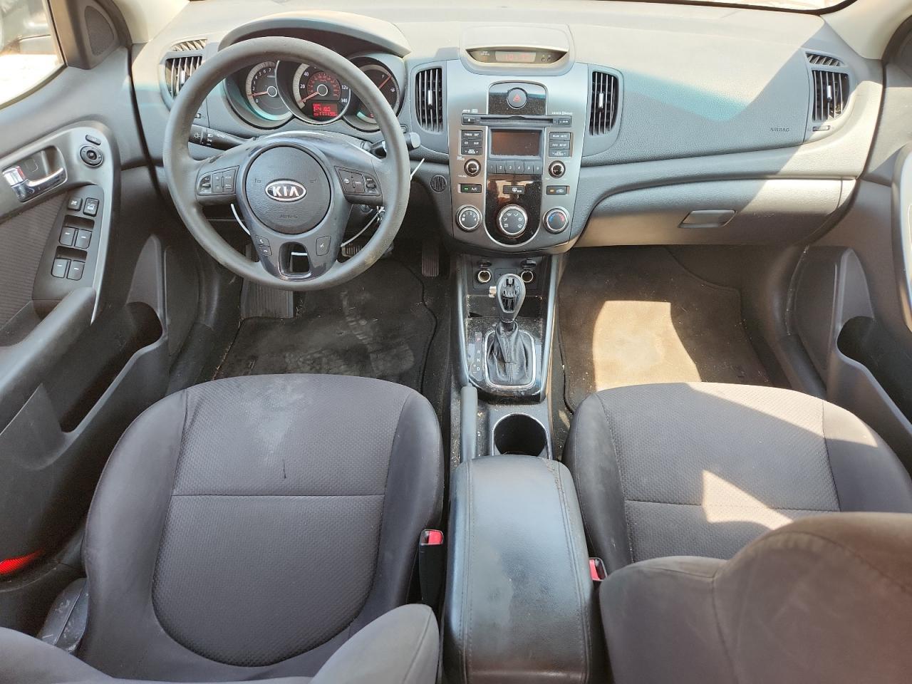 2013 KIA FORTE