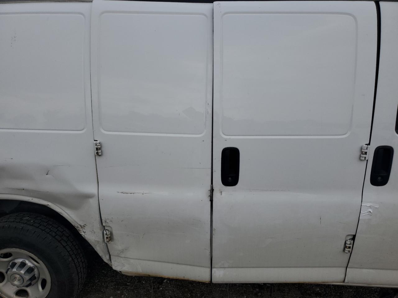 2017 CHEVROLET EXPRESS 2500