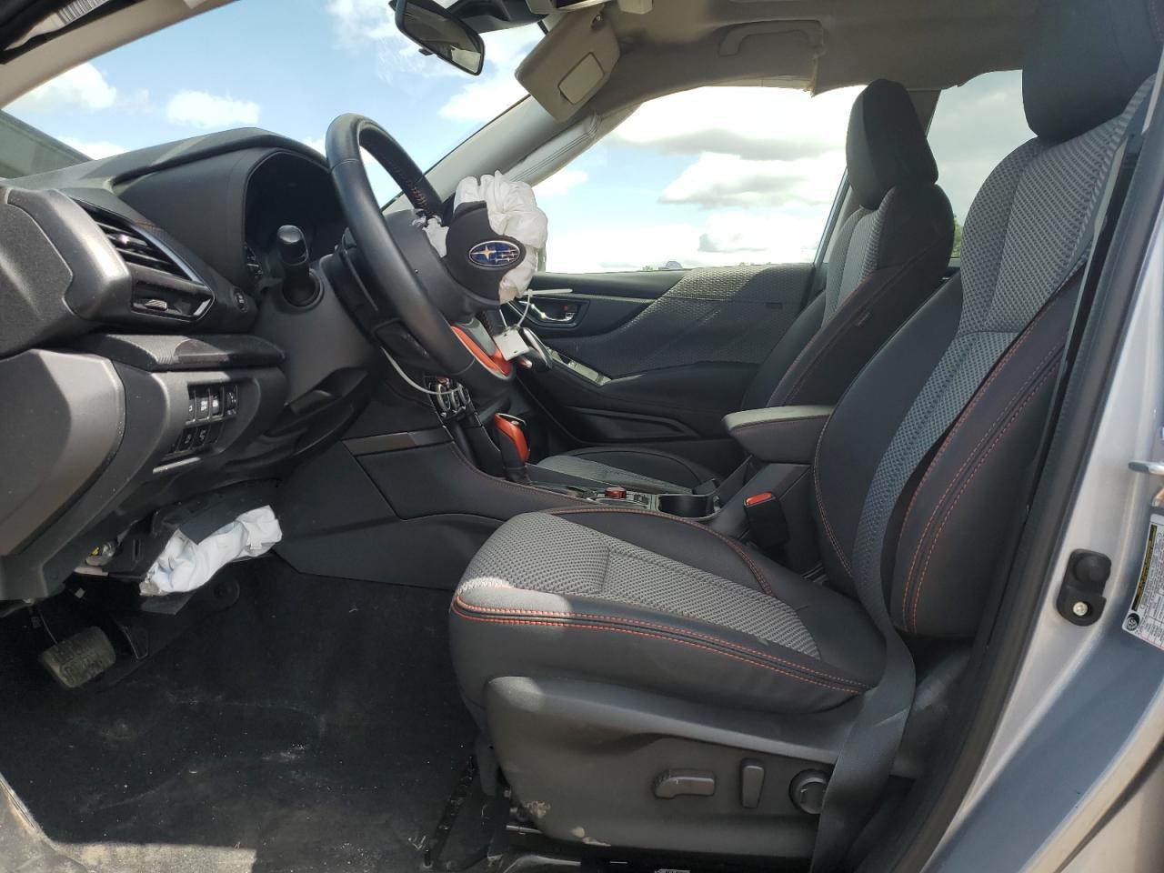 2023 SUBARU FORESTER