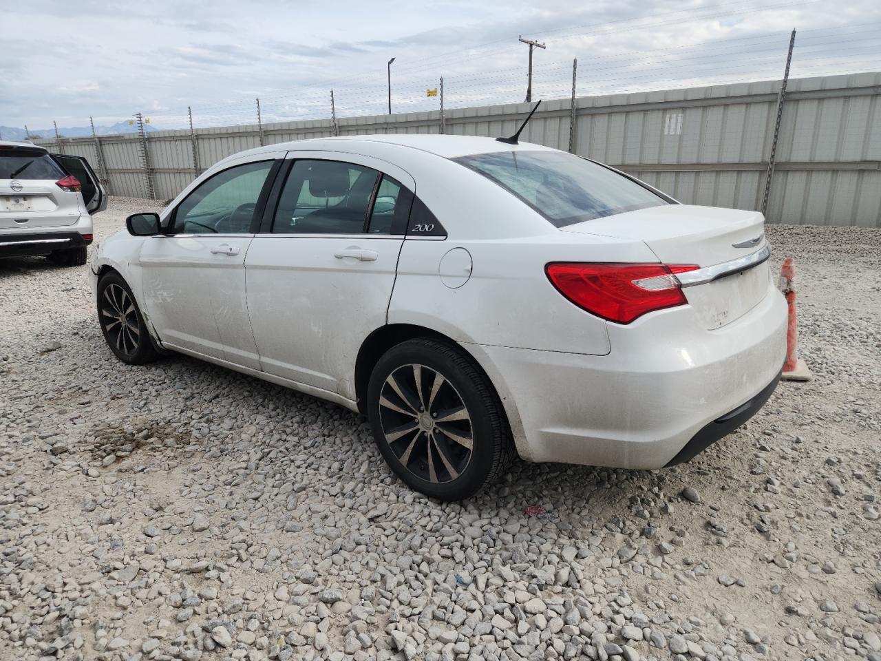 2012 CHRYSLER 200