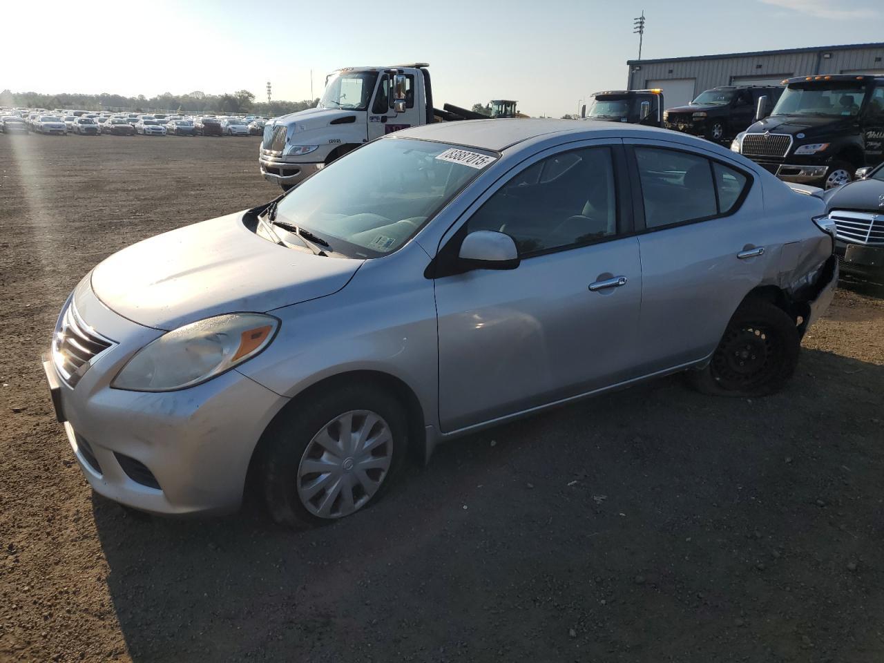 2014 NISSAN VERSA