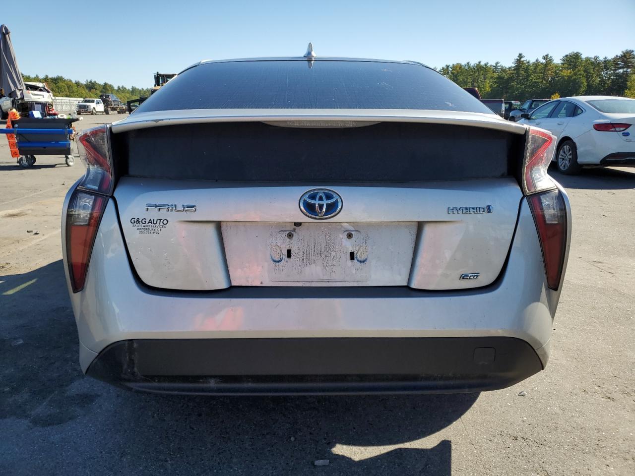 2016 TOYOTA PRIUS