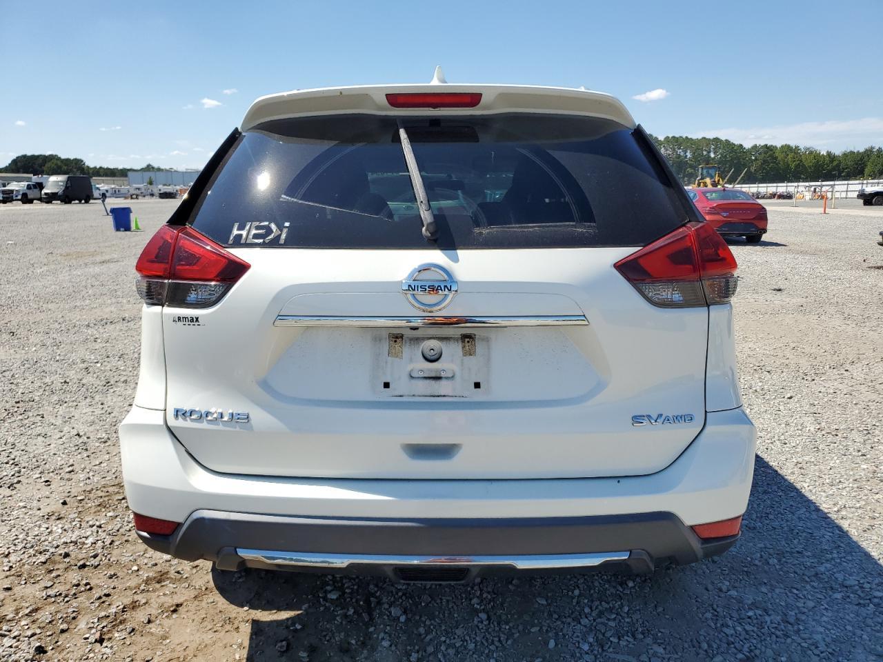 2018 NISSAN ROGUE