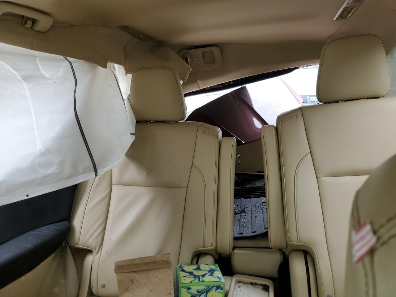2016 TOYOTA HIGHLANDER