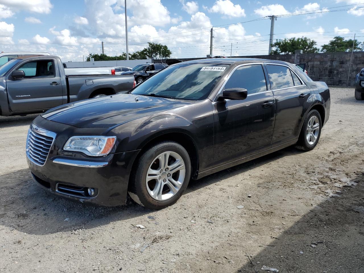 2013 CHRYSLER 300