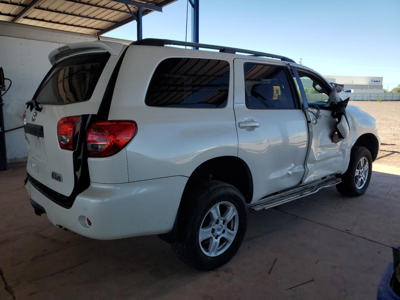 2014 TOYOTA Sequoia