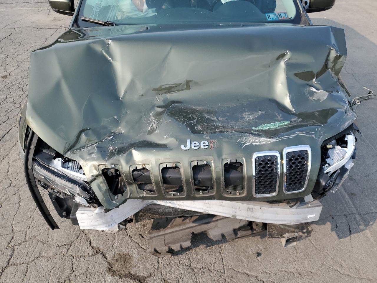 2019 JEEP CHEROKEE