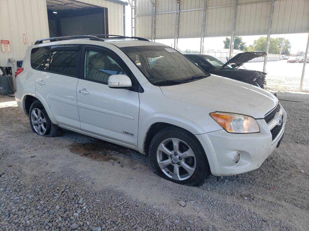 2011 TOYOTA RAV4