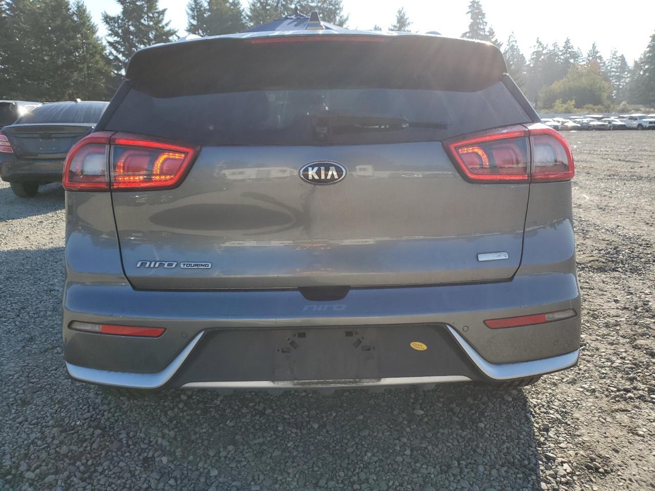 2017 KIA Niro