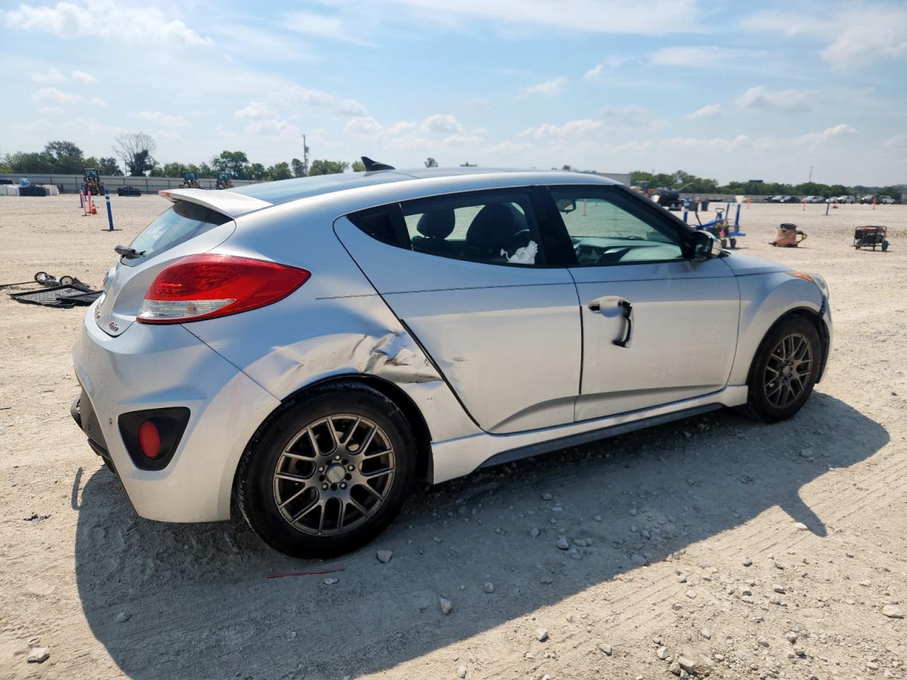 2013 HYUNDAI VELOSTER