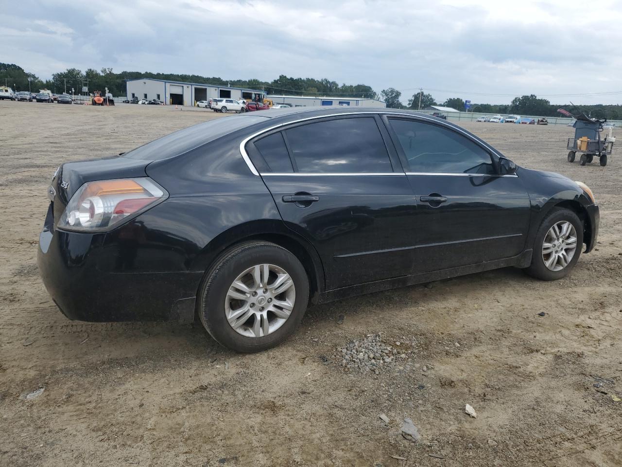 2010 NISSAN ALTIMA