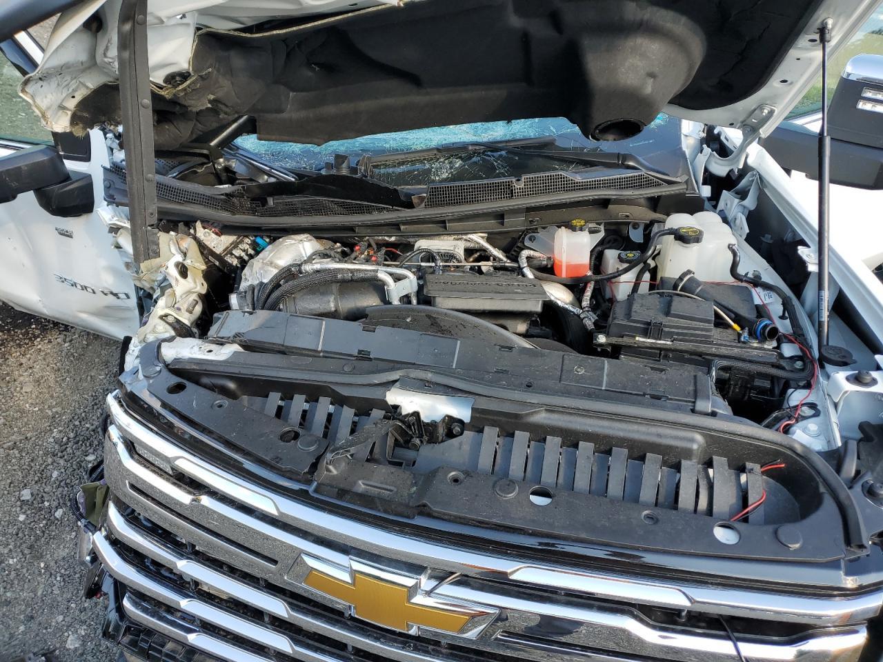 2025 CHEVROLET Silverado