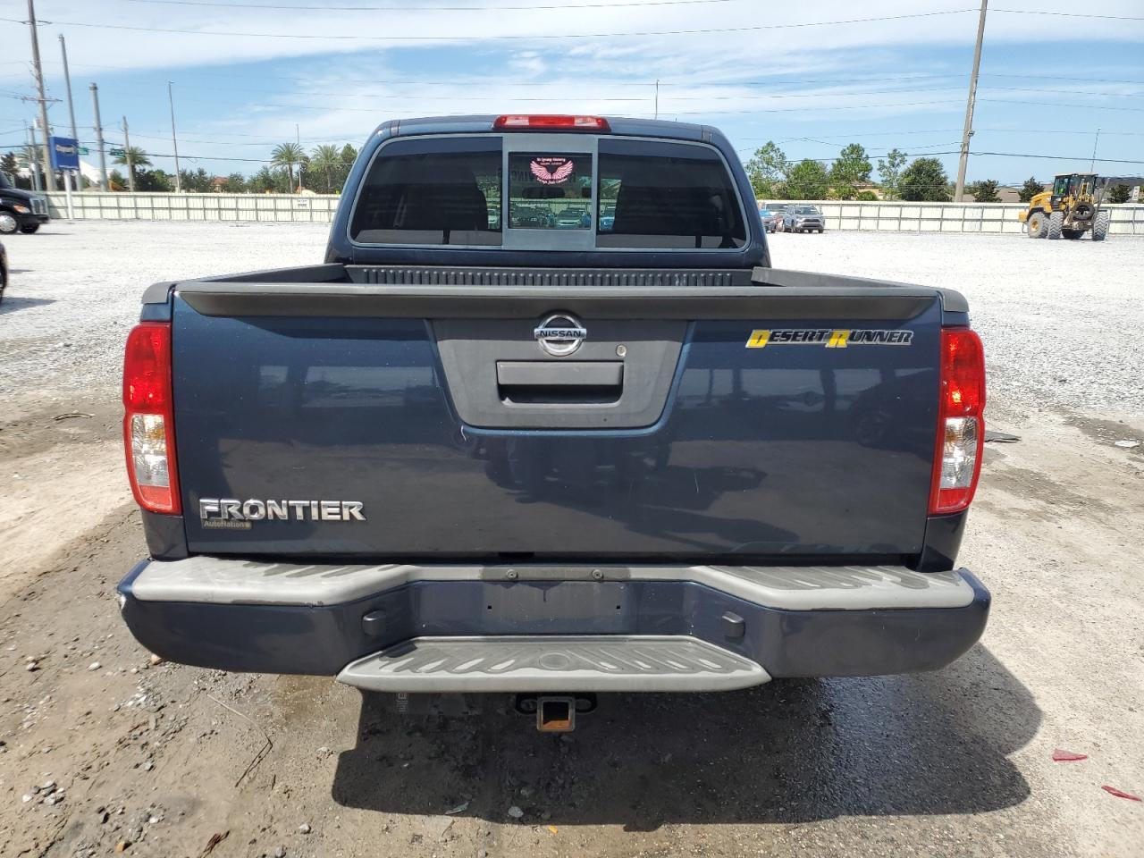 2015 NISSAN Frontier