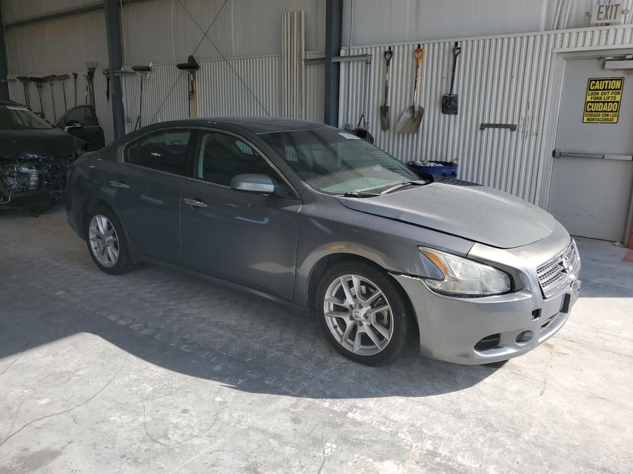2009 NISSAN Maxima