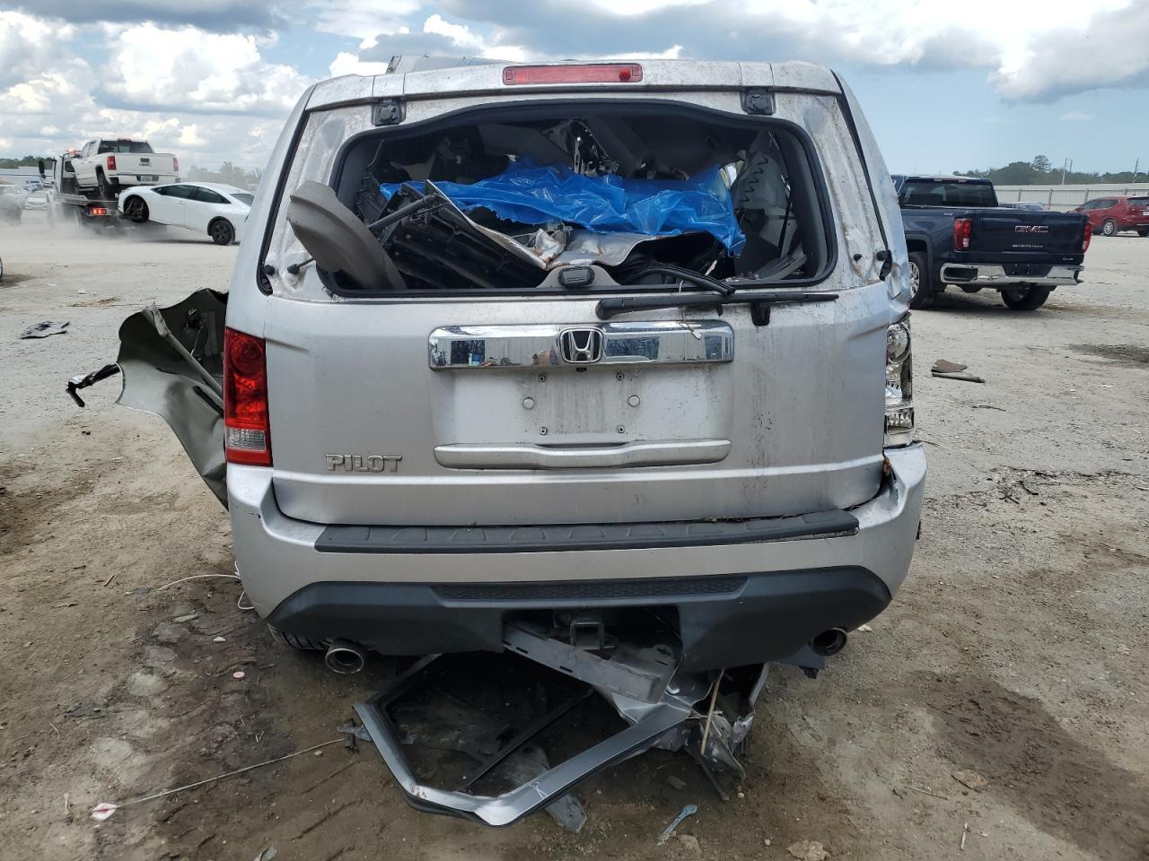 2015 HONDA PILOT