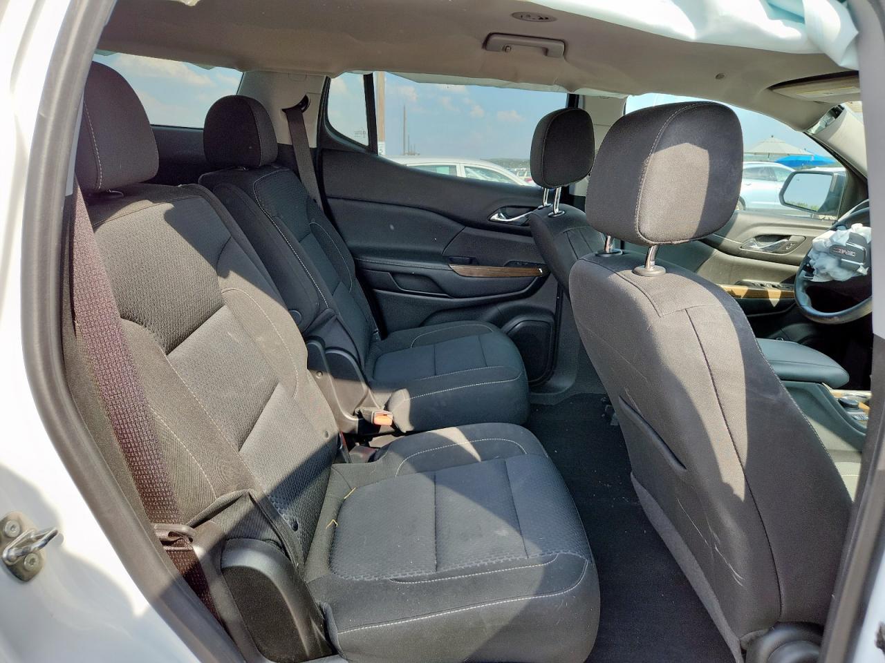 2022 GMC ACADIA