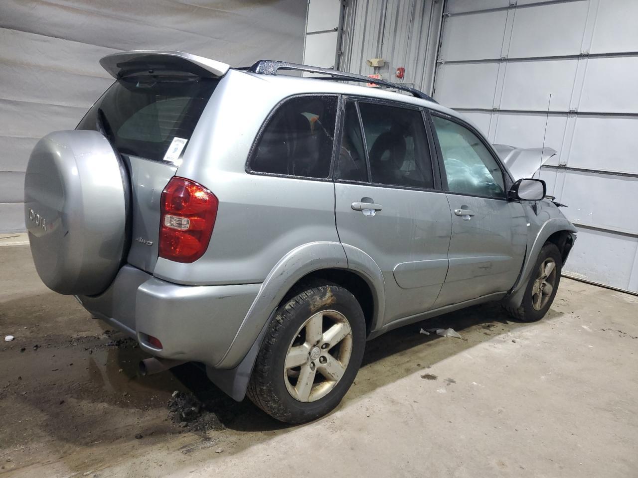 2005 TOYOTA RAV4