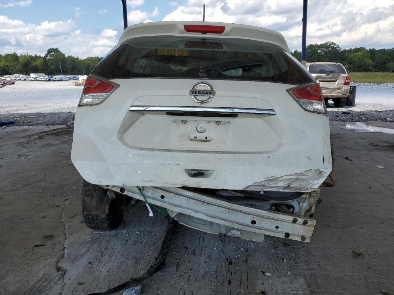 2015 NISSAN ROGUE