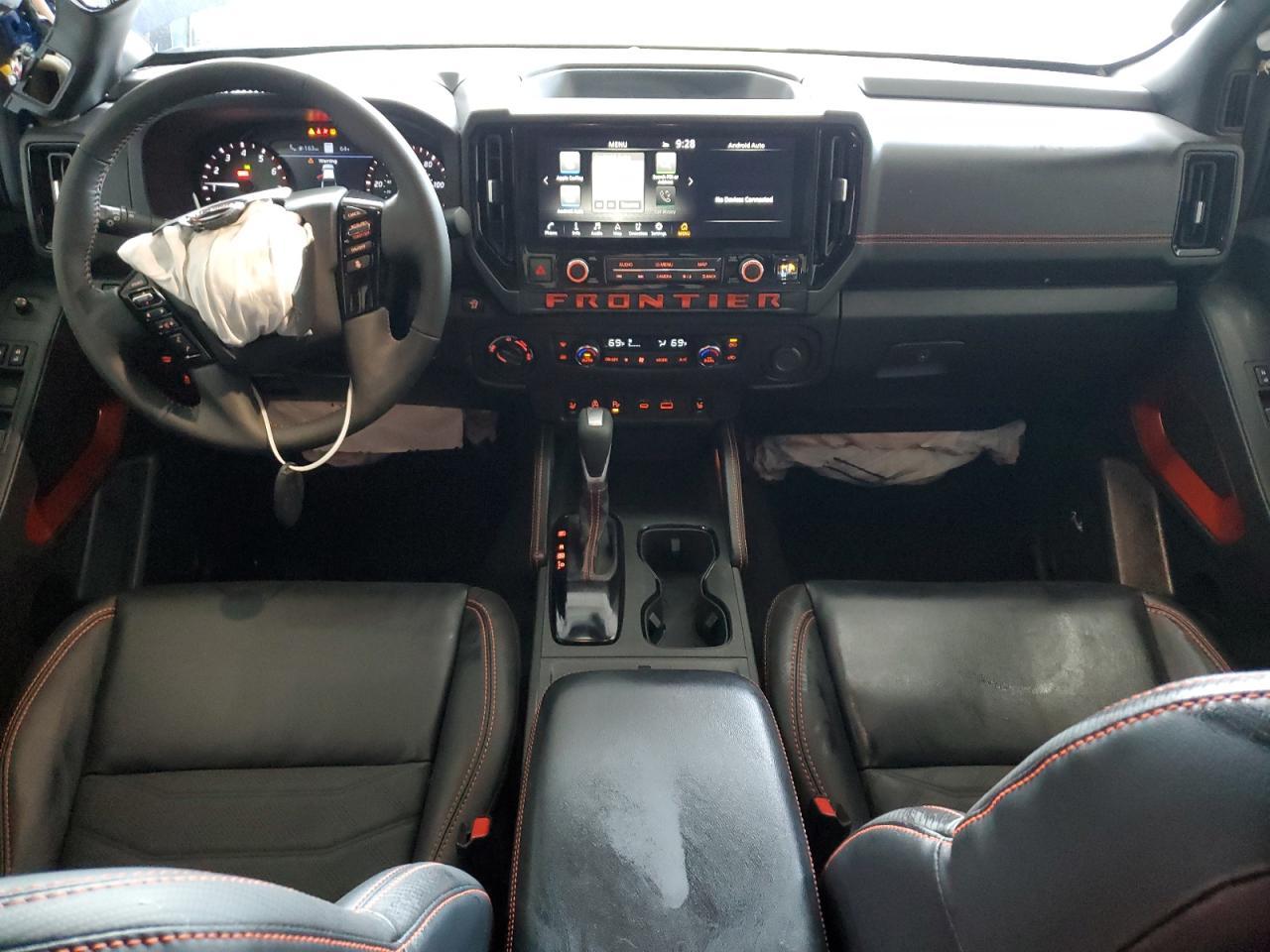 2025 NISSAN Frontier