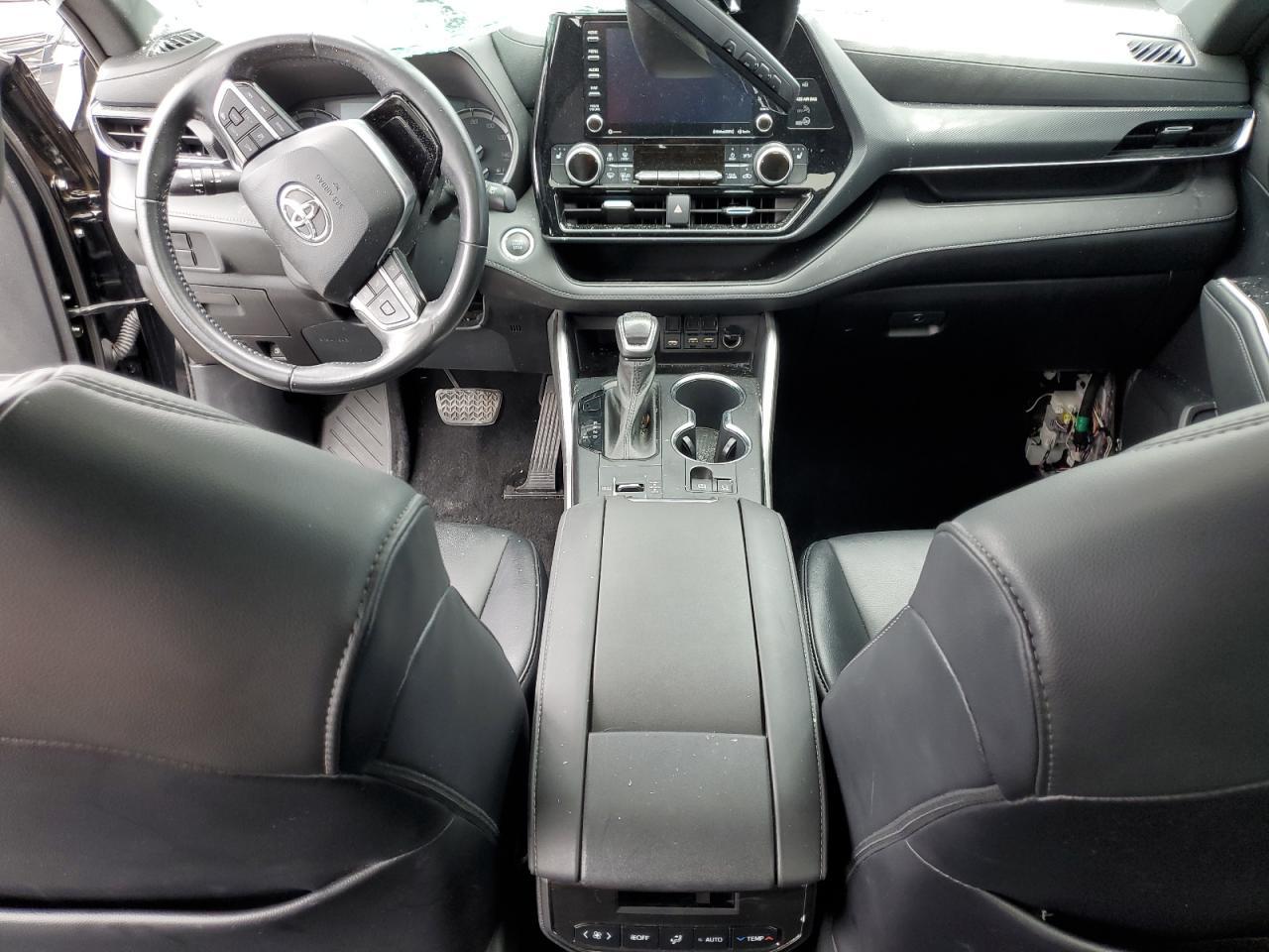 2021 TOYOTA HIGHLANDER
