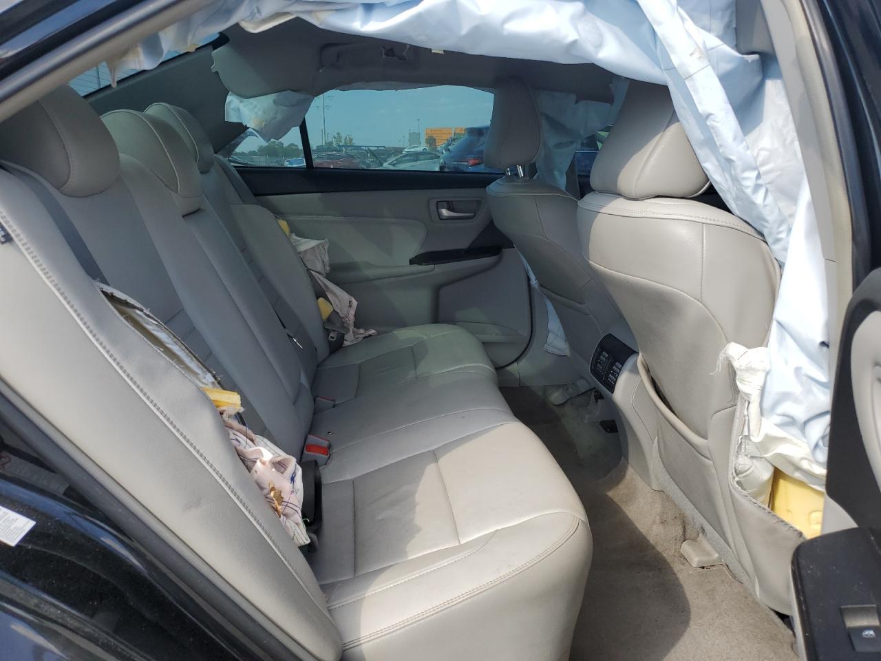 2017 TOYOTA CAMRY