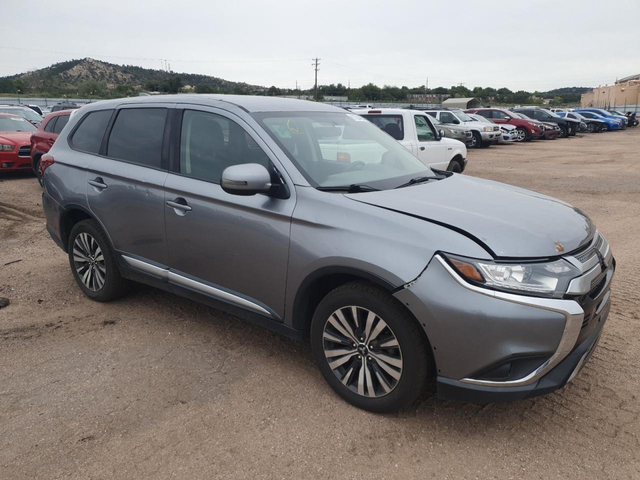 2019 MITSUBISHI outlander