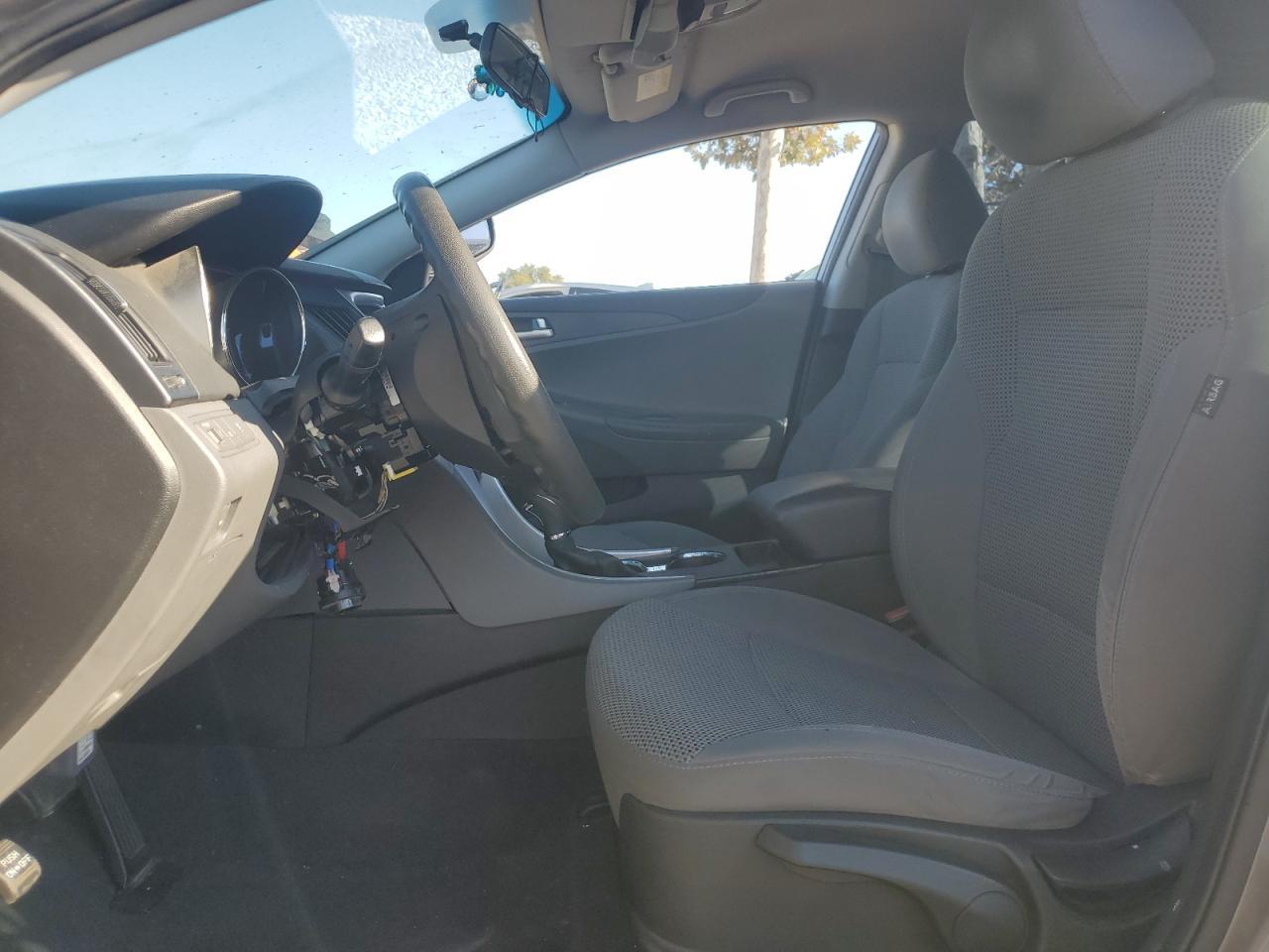 2011 HYUNDAI SONATA