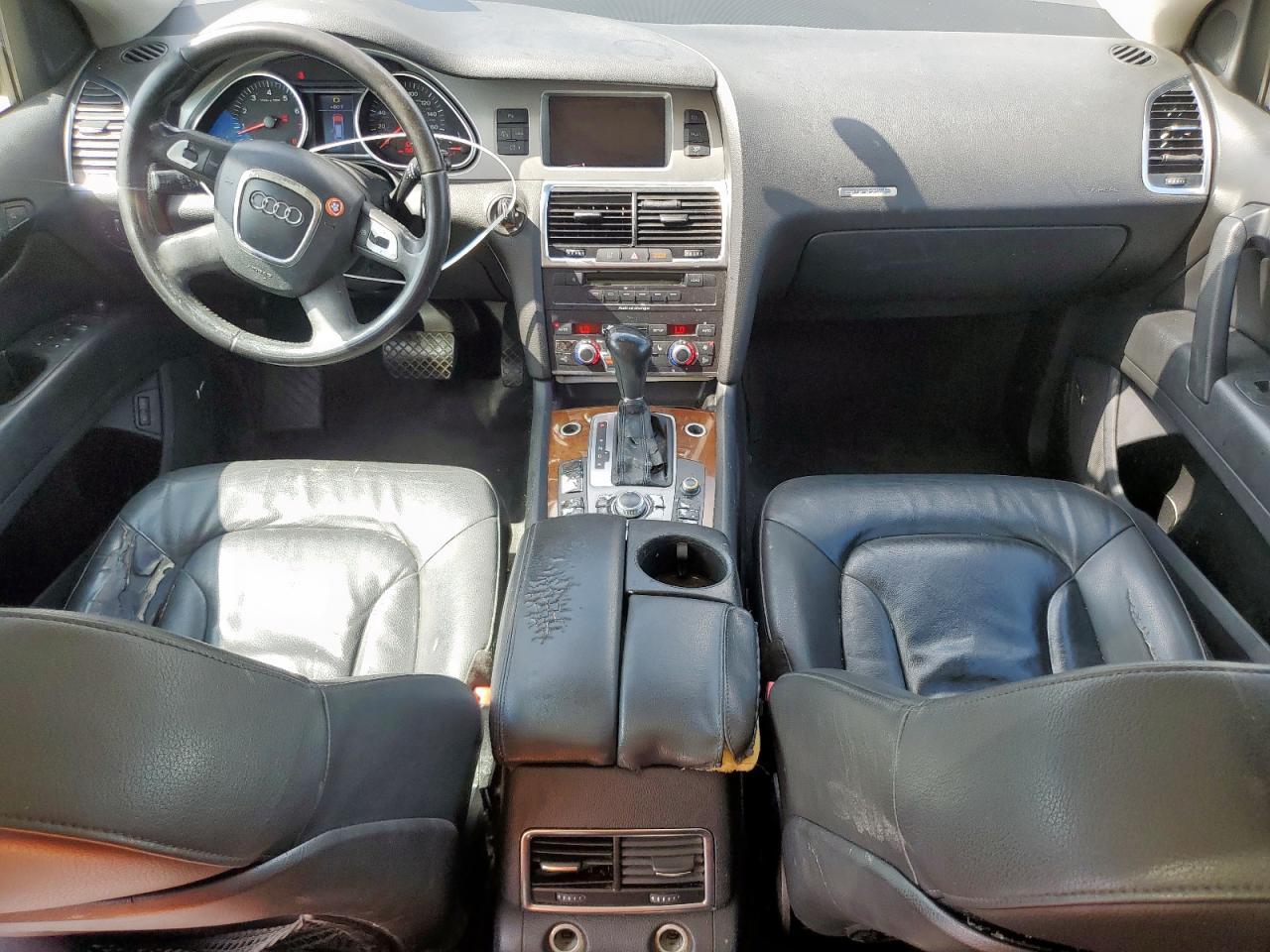 2009 AUDI Q7