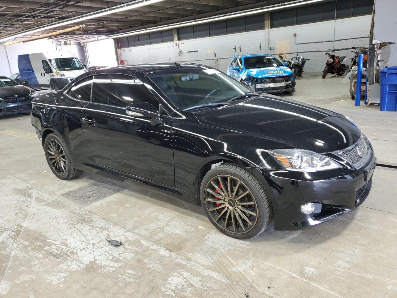 2013 LEXUS Is