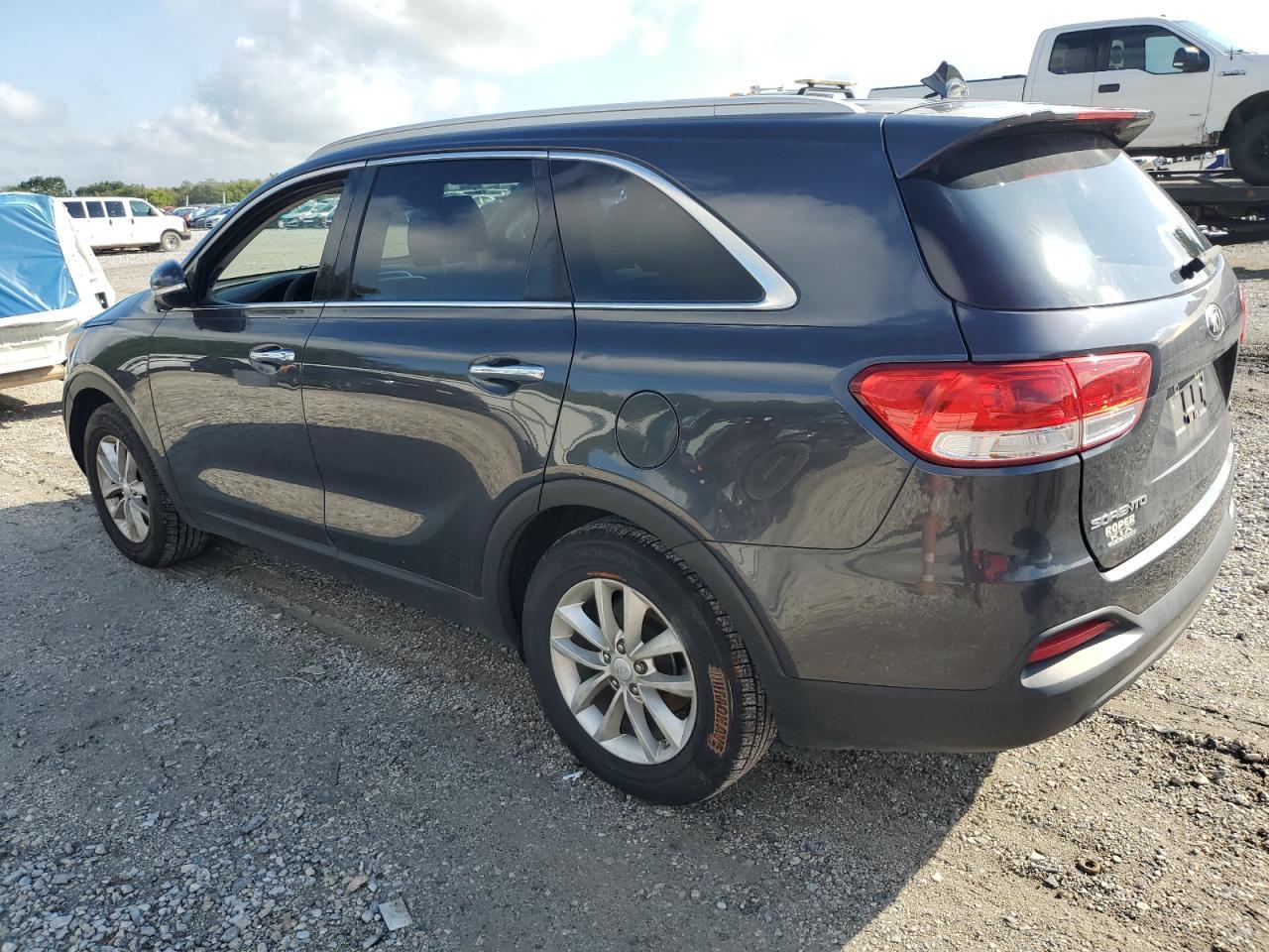 2017 KIA SORENTO