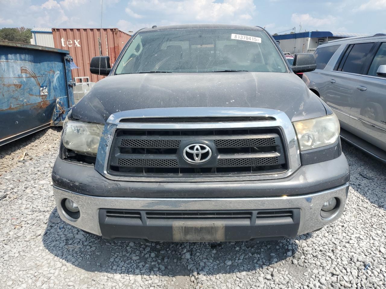 2011 TOYOTA TUNDRA
