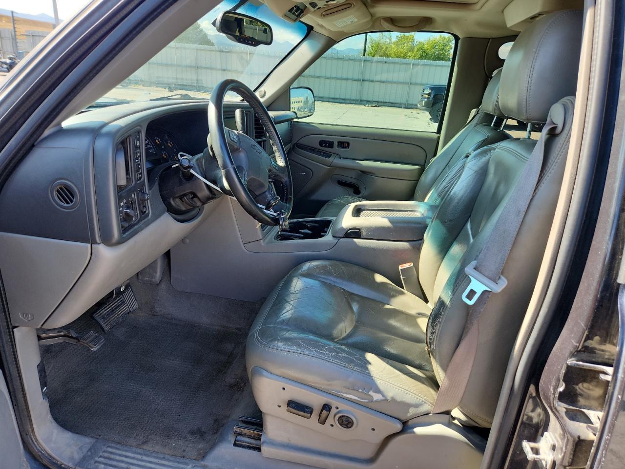 2005 CHEVROLET Suburban