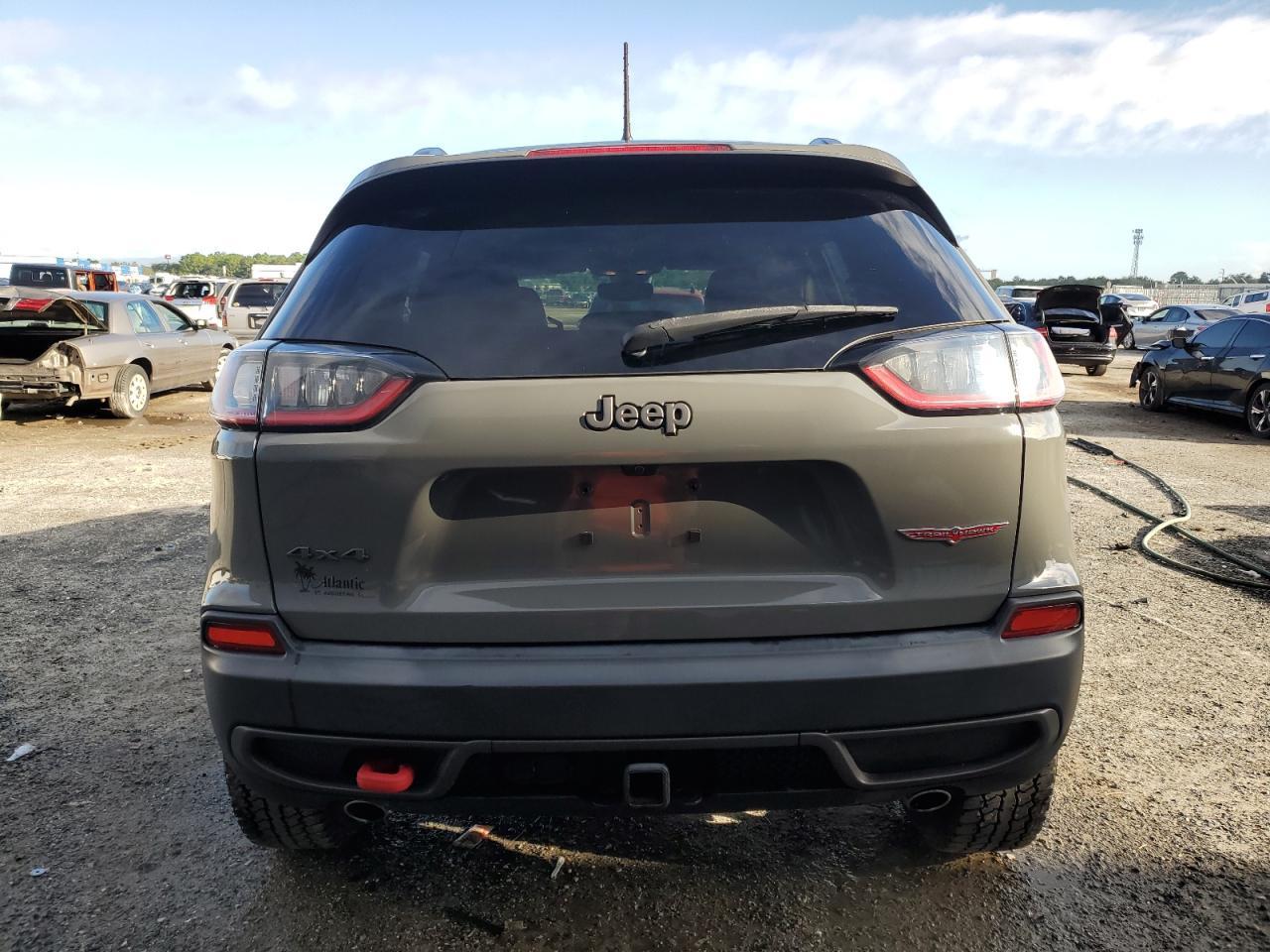 2022 JEEP CHEROKEE