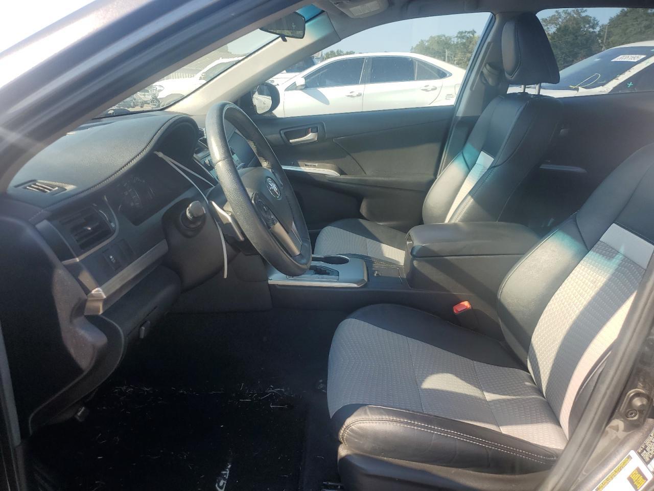 2014 TOYOTA CAMRY