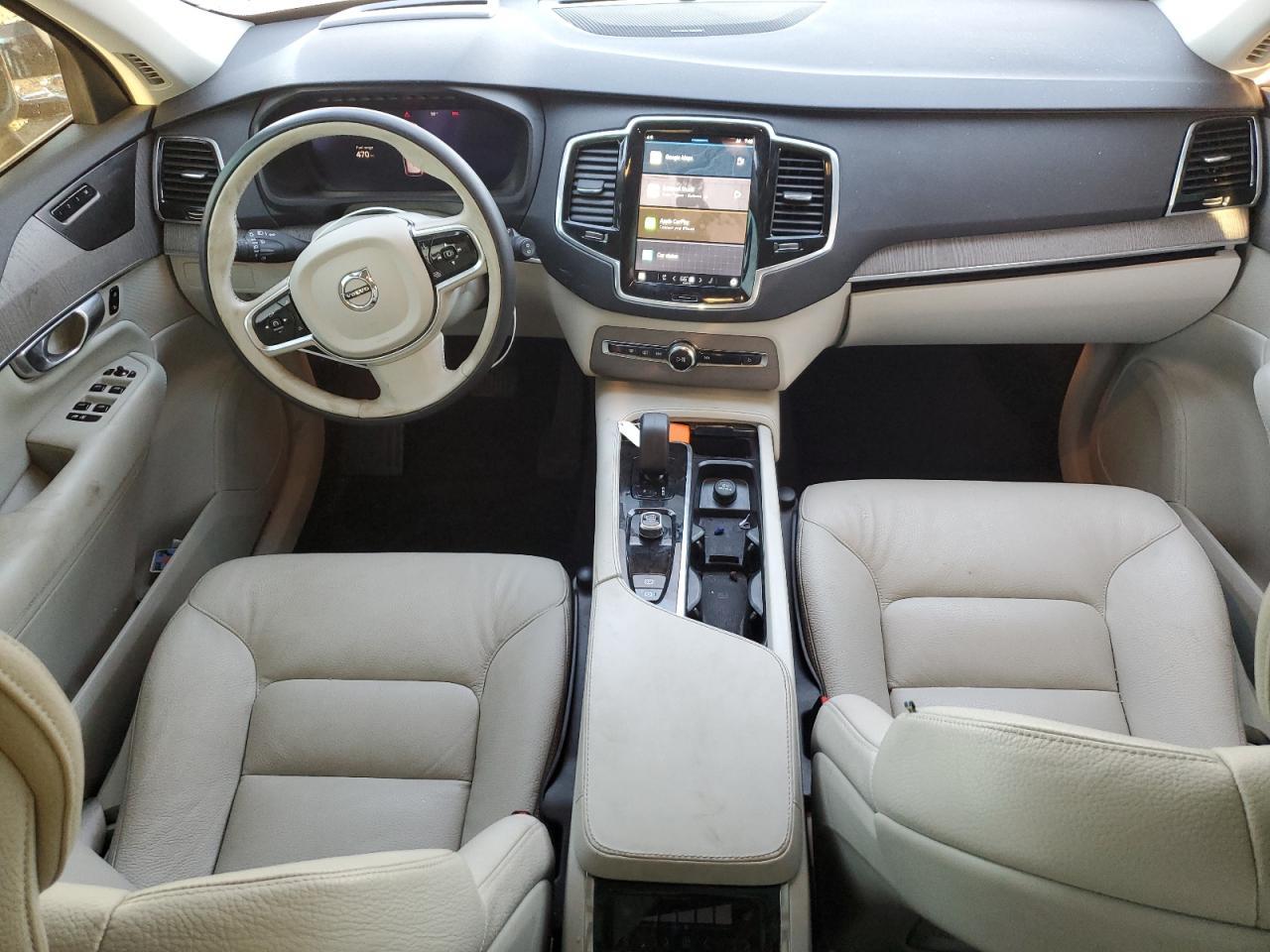 2023 VOLVO XC90