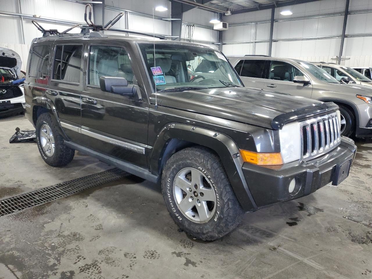 2006 JEEP Commander