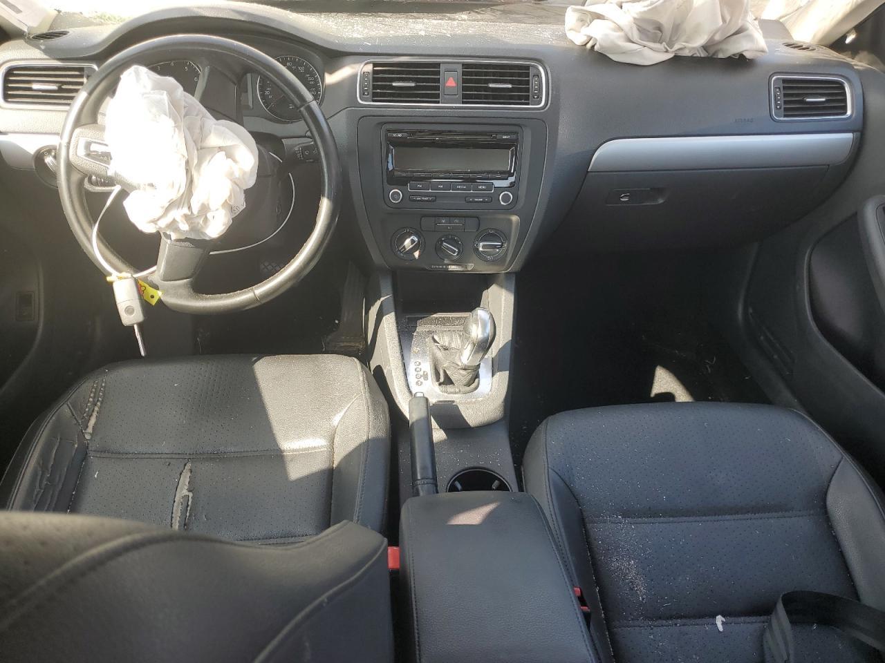 2013 VOLKSWAGEN JETTA