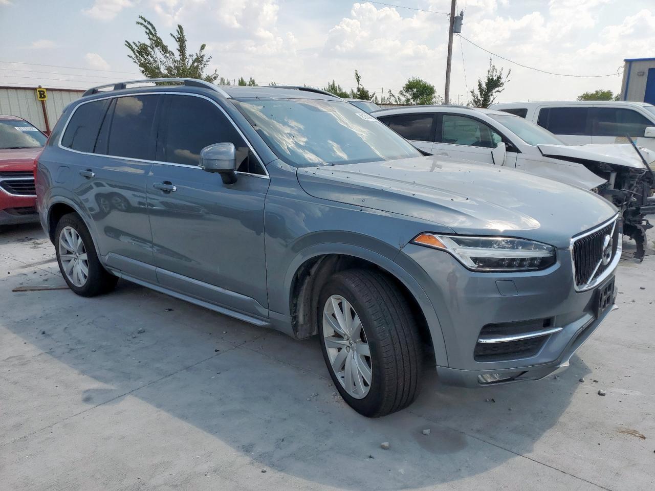2016 VOLVO XC90