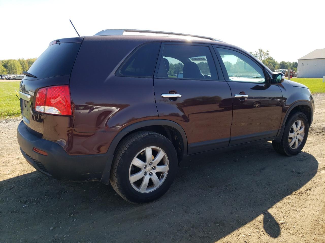2011 KIA SORENTO