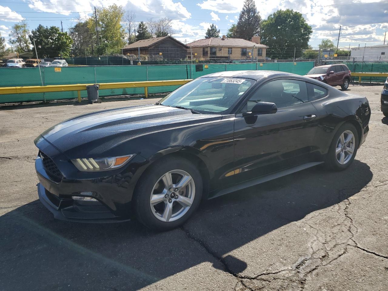 2017 FORD MUSTANG