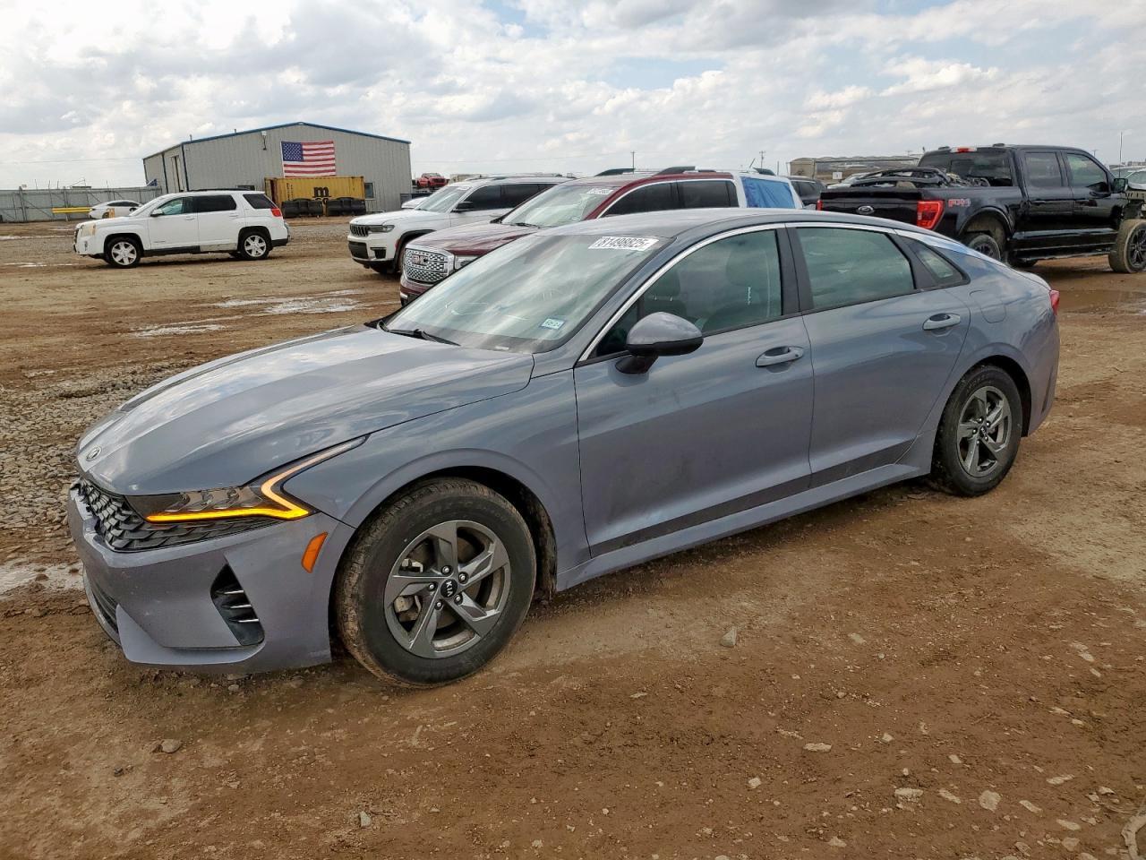 2021 KIA K5