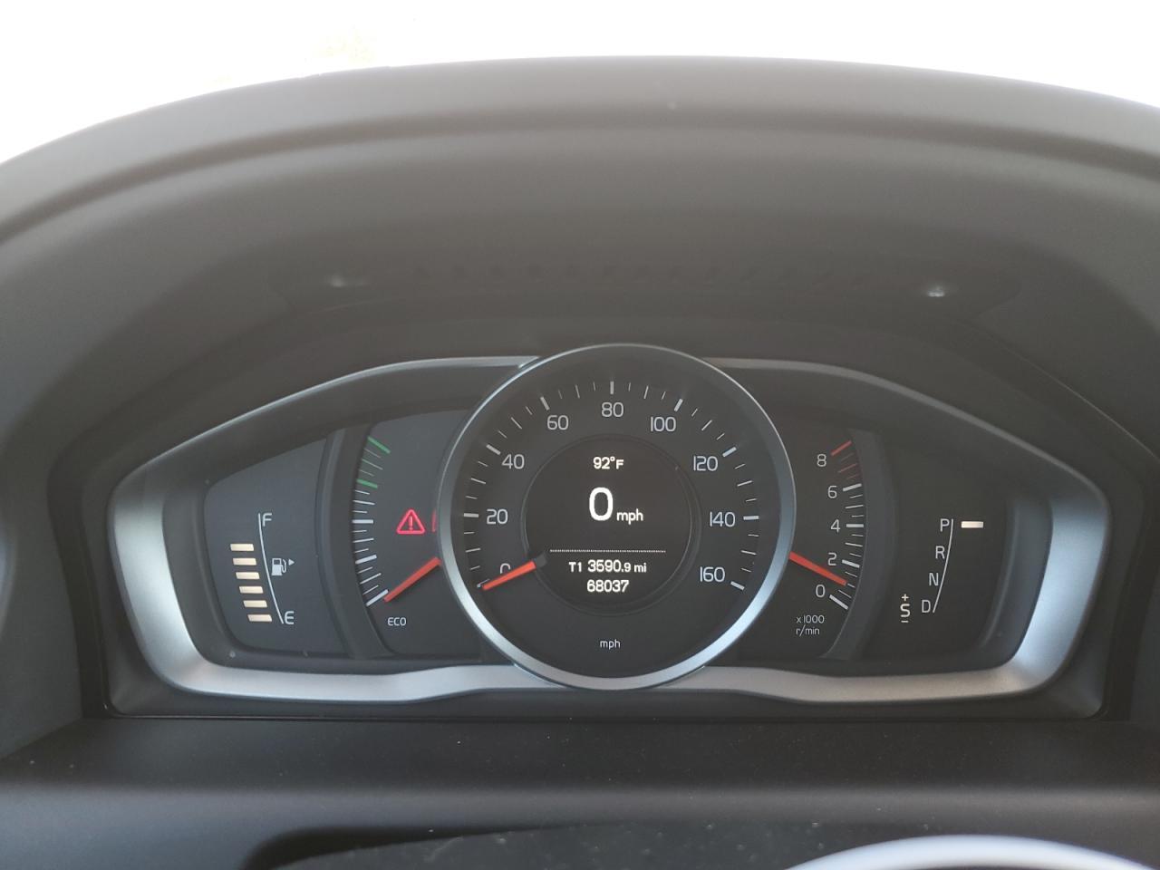 2017 VOLVO XC60
