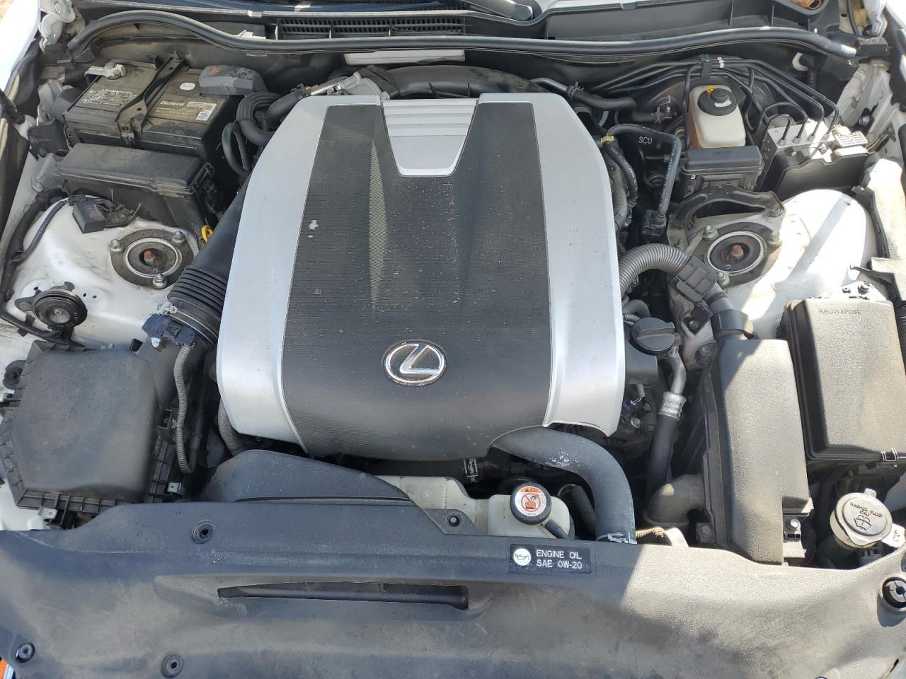 2018 LEXUS IS 300