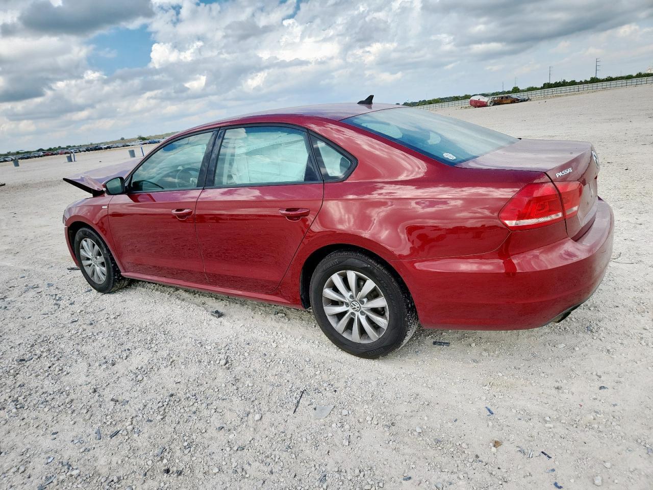 2015 VOLKSWAGEN Passat