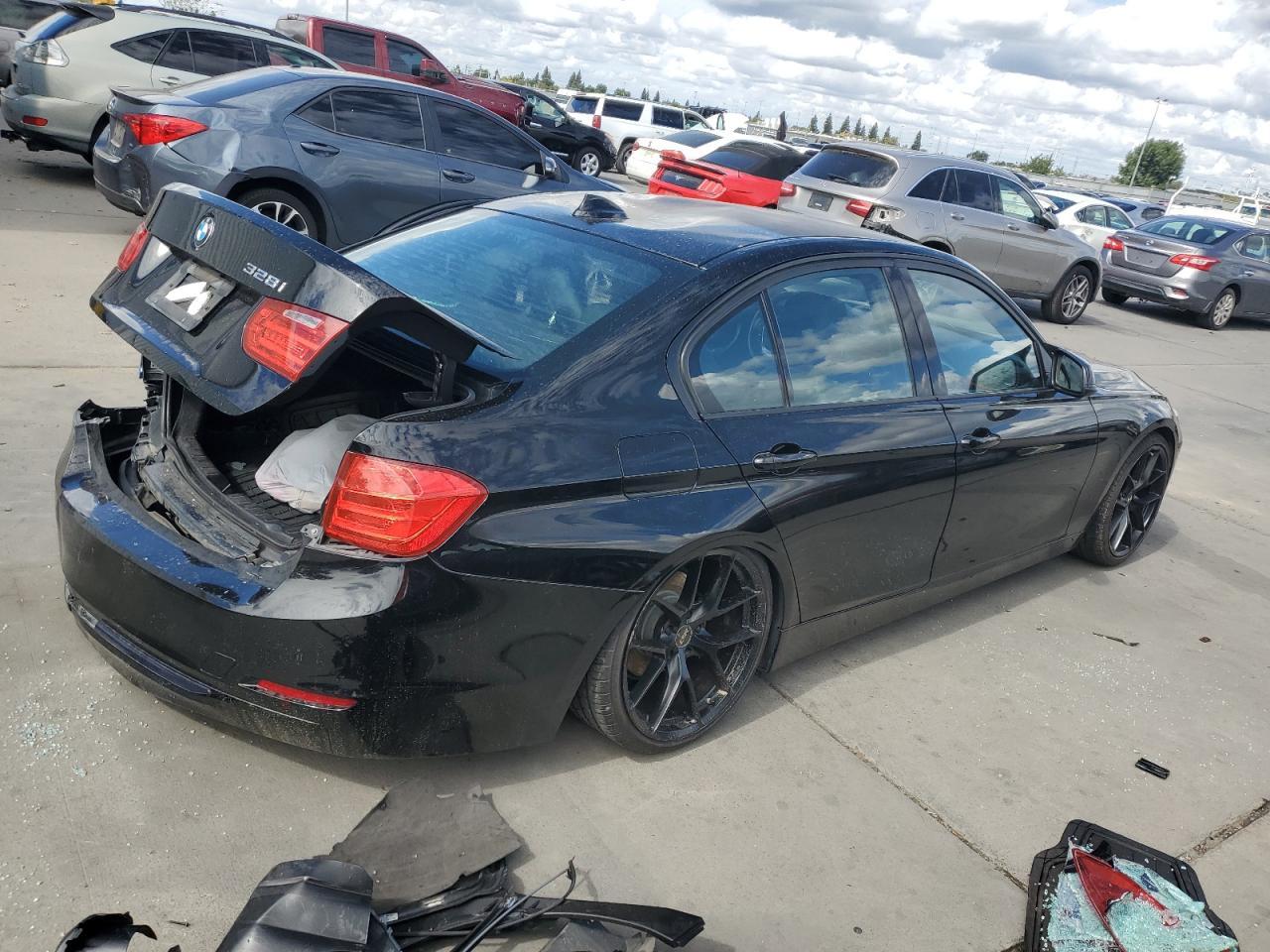 2013 BMW 3 SERIES