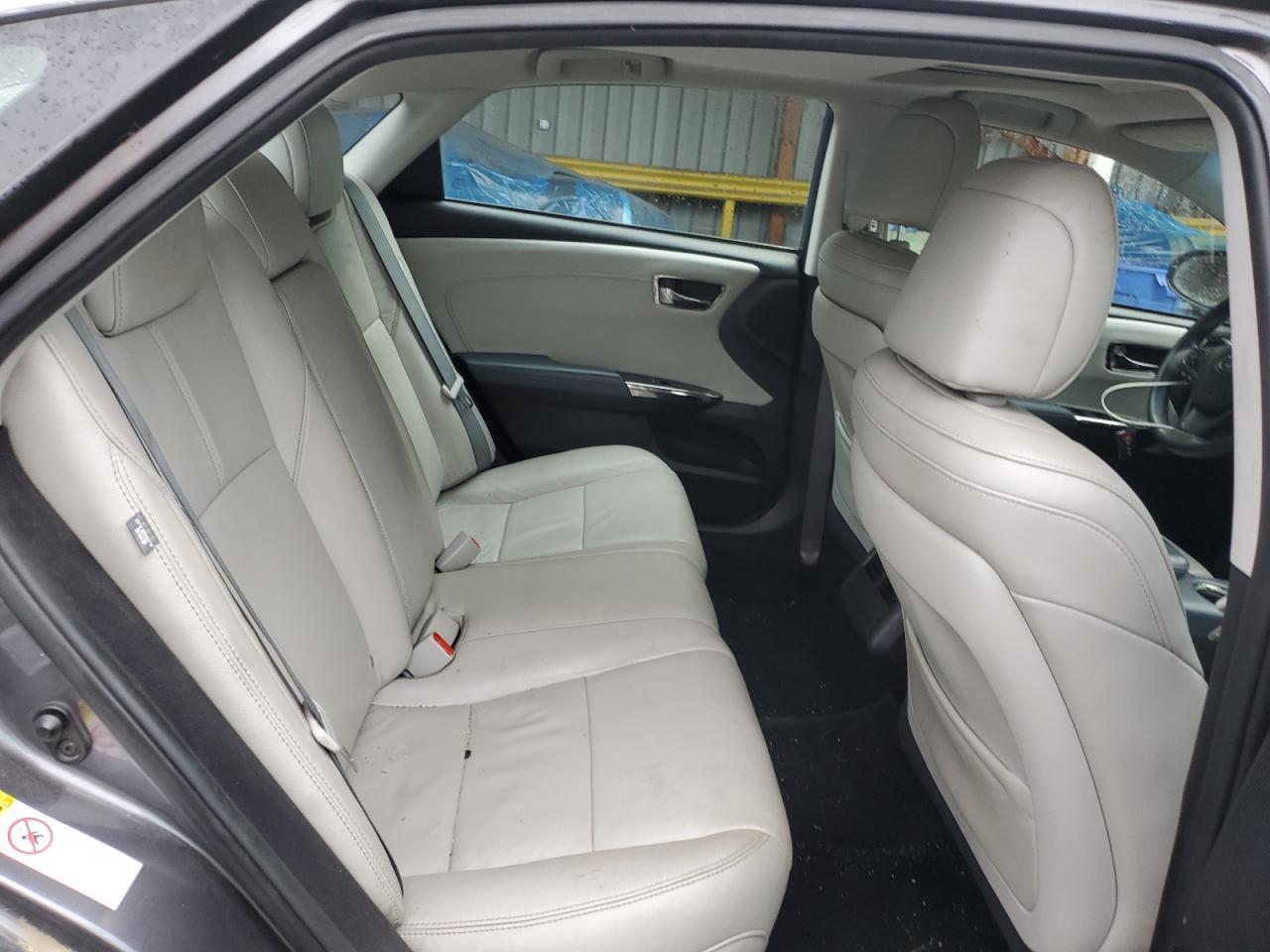 2014 TOYOTA Avalon