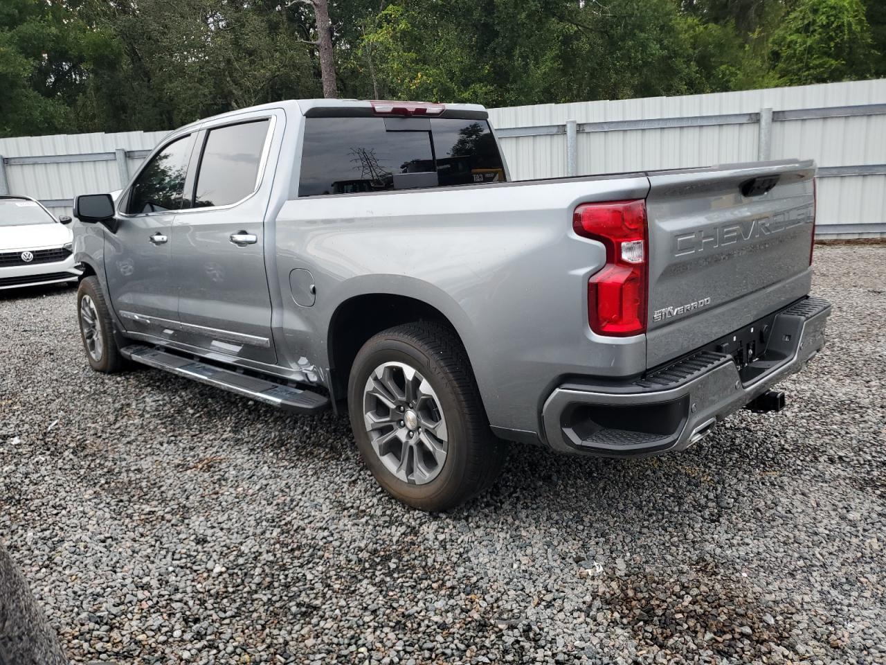 2024 CHEVROLET Silverado